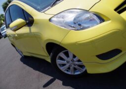 
										TOYOTA VITZ 2009 YELLOW full									