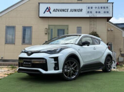 TOYOTA C HR 2023 PEARL