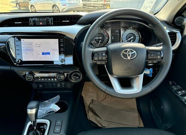 
								TOYOTA HILUX 2024 PEARL M full									